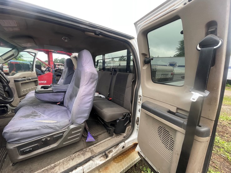 2009-ford-f350-xlt-image-31