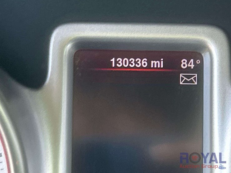 2013-dodge-journey-sxt-image-6