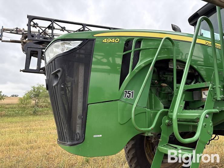 2011-john-deere-4940-image-10