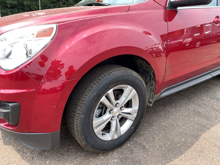 2015-chevrolet-equinox-lt-image-11