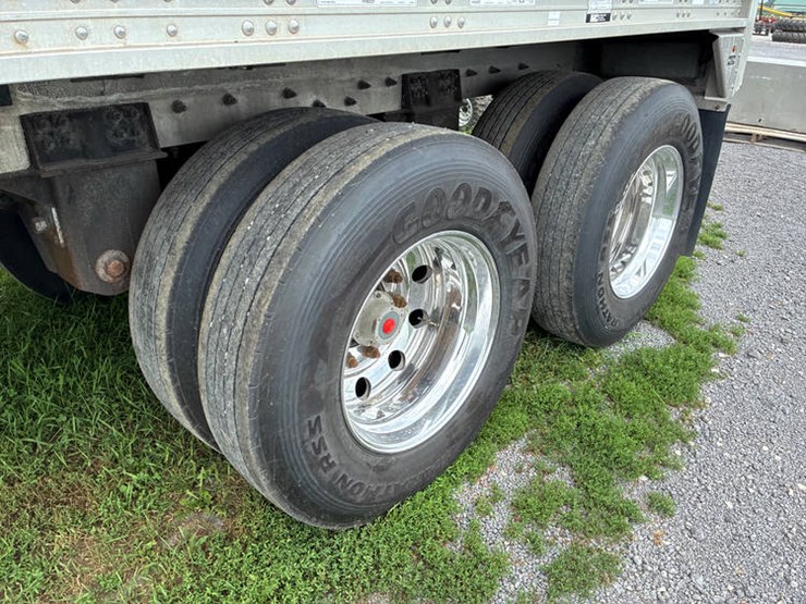 2013-stoughton-trailer-image-32