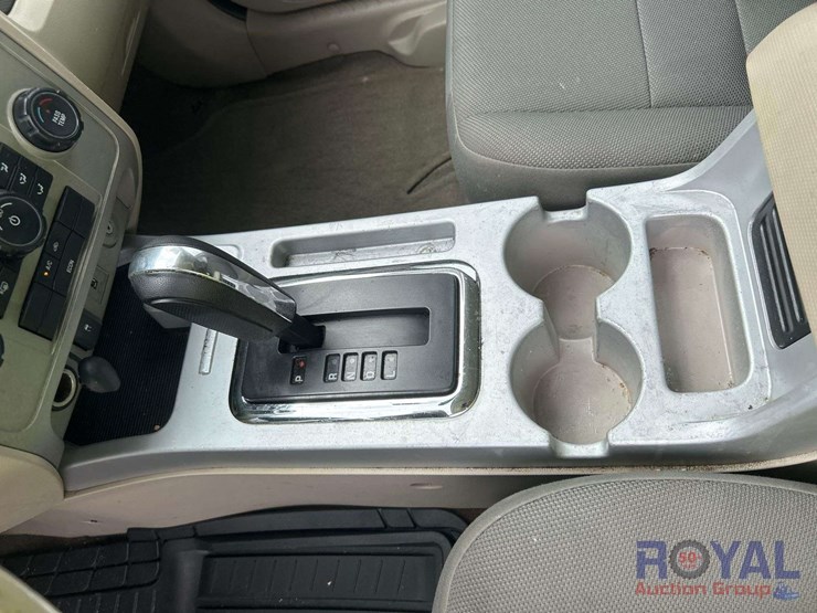 2009-ford-escape-hybrid-image-17