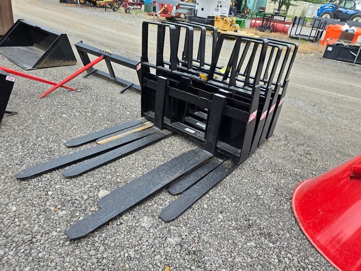 new-kivel-4200-lb.-skidloader-forks-image-2