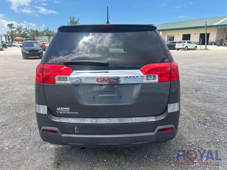 2013-gmc-terrain-sle-image-21