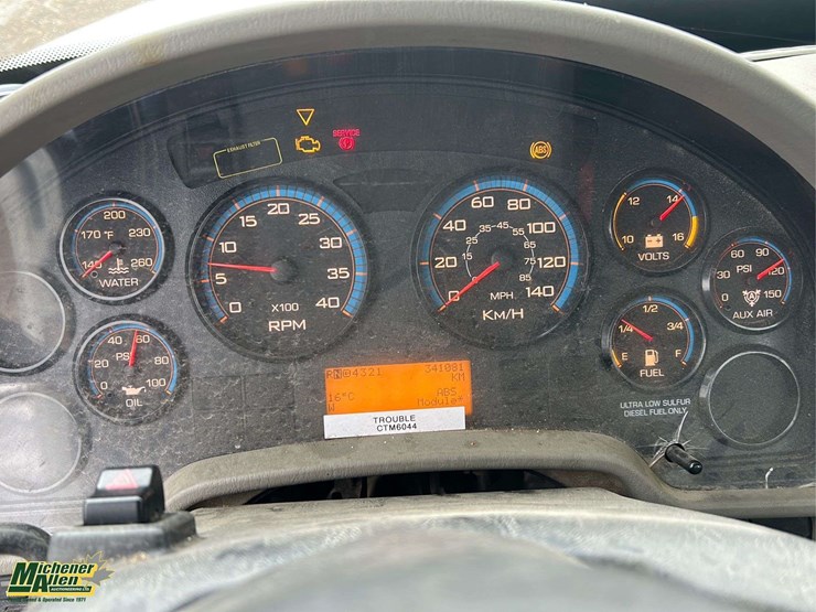 2010-international-durastar-4300-image-8
