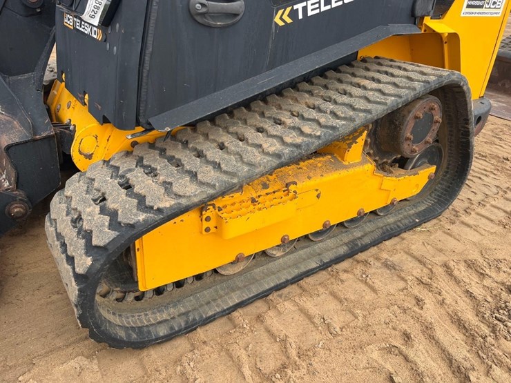 jcb-3ts-8t-image-9