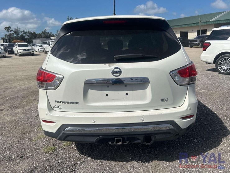 2015-nissan-pathfinder-image-20