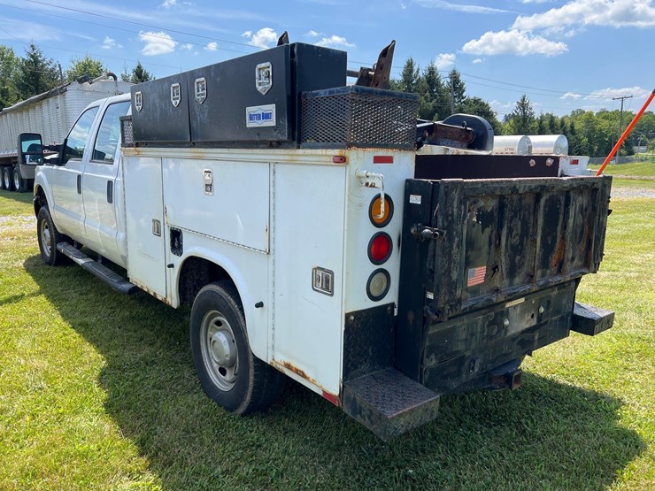 2011-ford-f350-image-9