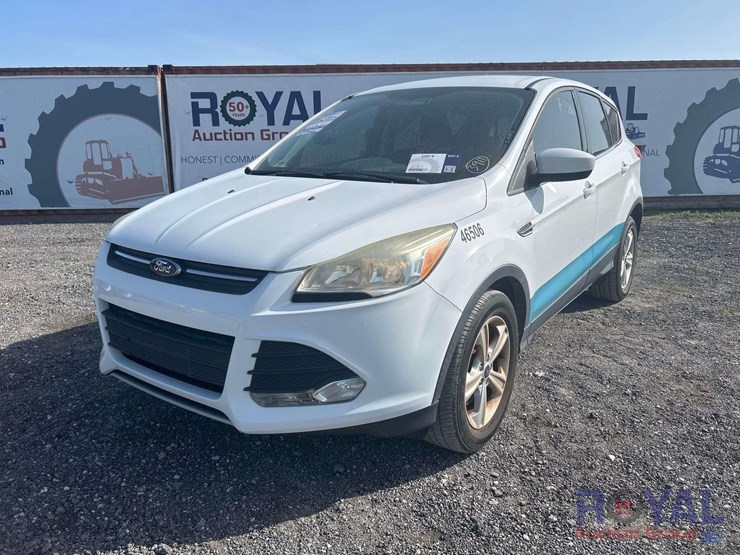 2015-ford-escape-image-1