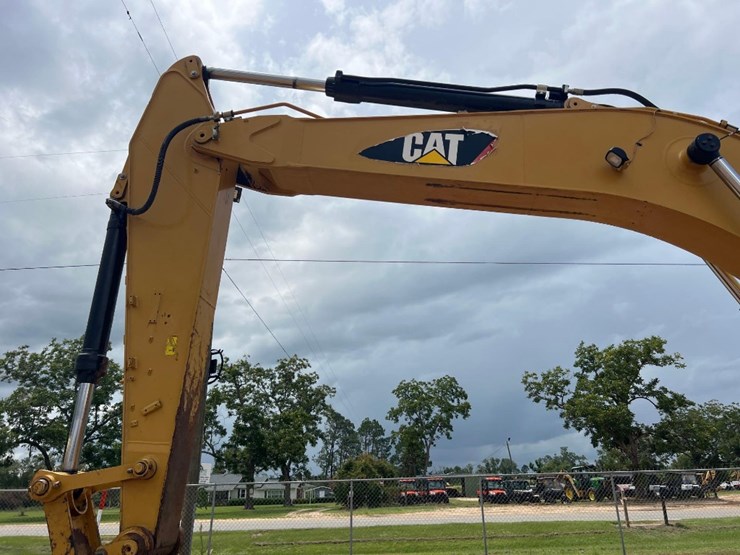 2017-caterpillar-336fl-image-23