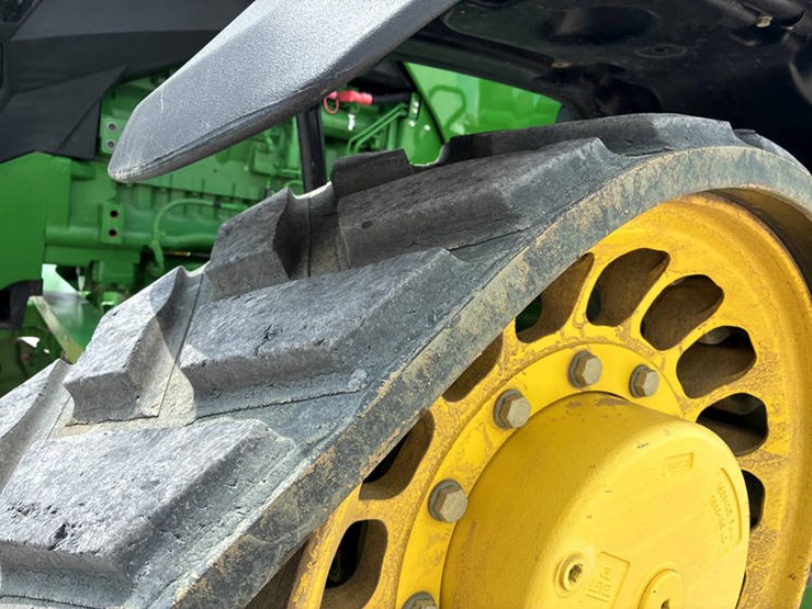 2021-john-deere-8rx-310-image-44