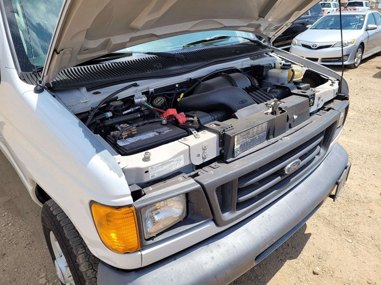 2007-ford-e250-image-16