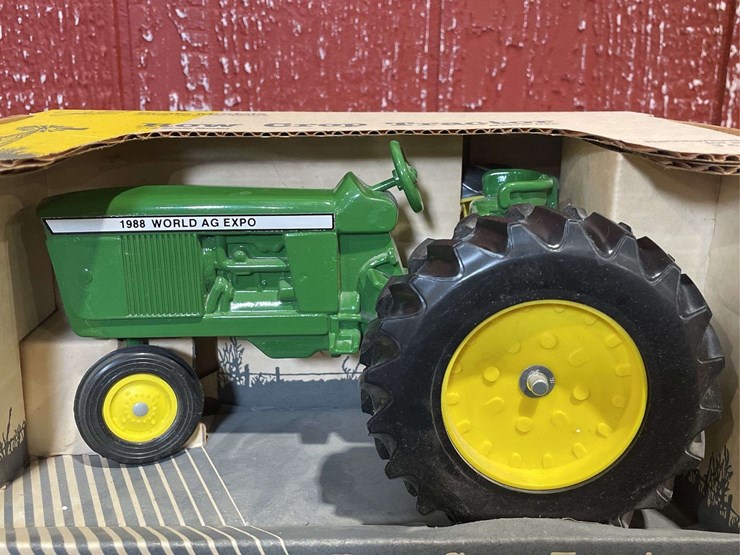1988-john-deere-16-image-8