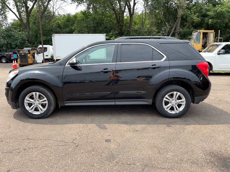 2013-chevrolet-equinox-lt-image-3