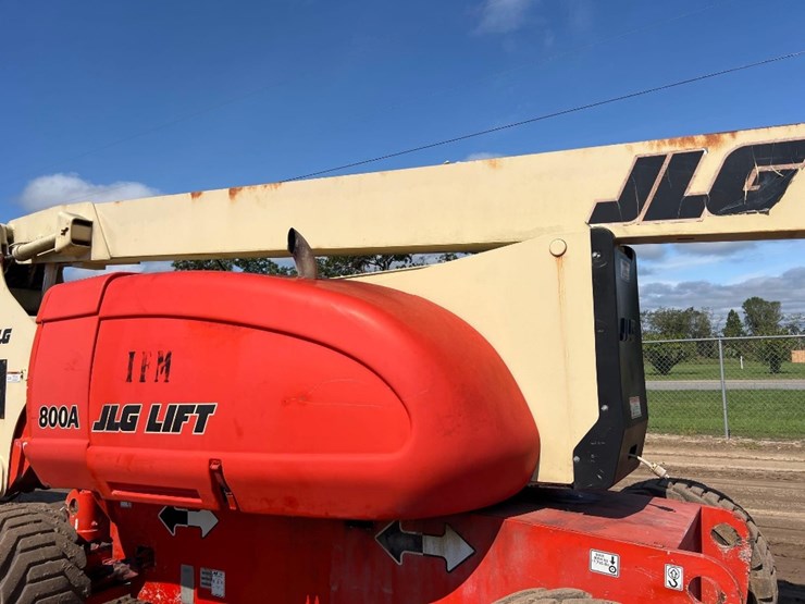 2000-jlg-800a-image-32