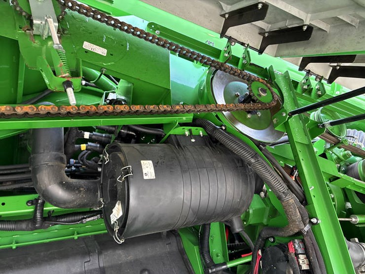 2015-john-deere-s680-image-58