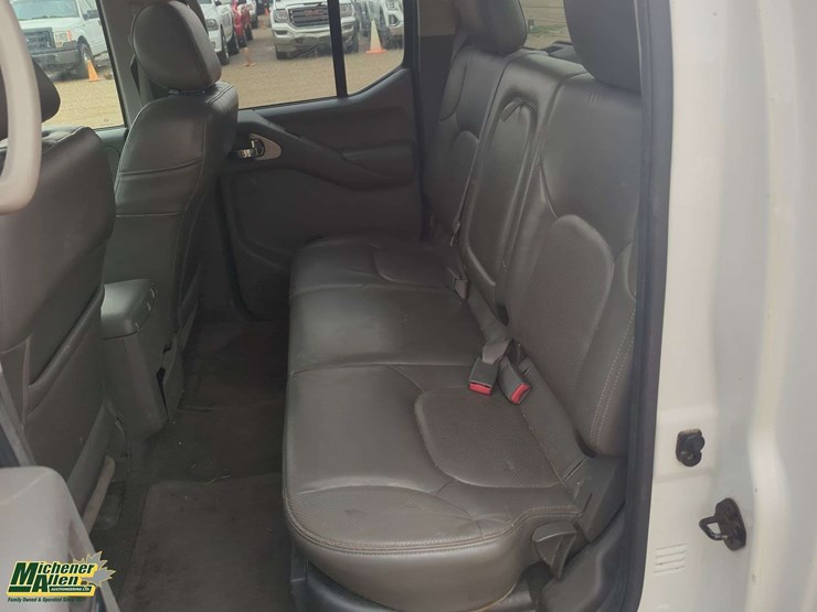 2006-nissan-frontier-image-13