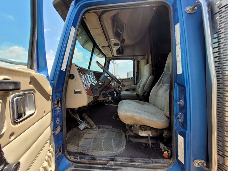 2005-western-star-4900-image-9