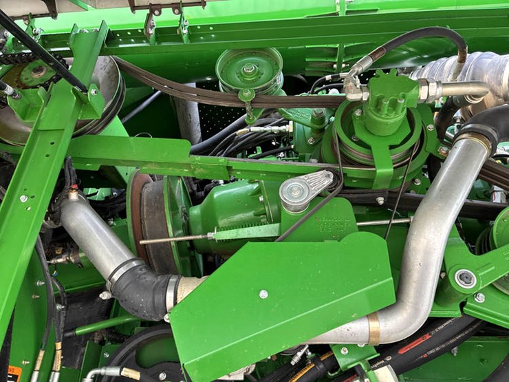 2015-john-deere-s680-image-70