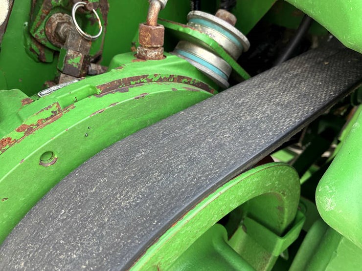 2014-john-deere-s690-image-11