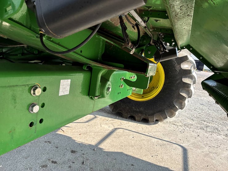 2016-john-deere-s680-image-52