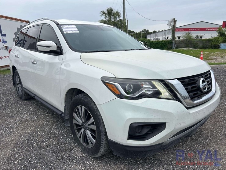 2018-nissan-pathfinder-image-2