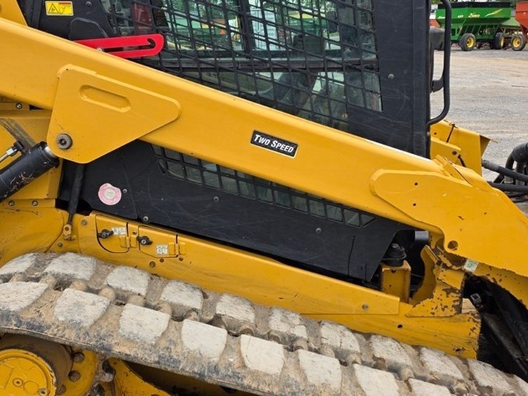 2020-caterpillar-299d3-xe-image-12
