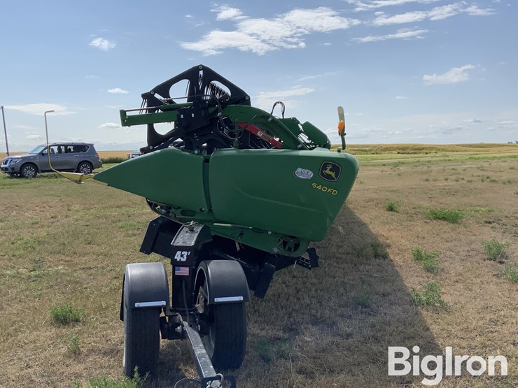 2015-john-deere-640fd-image-2