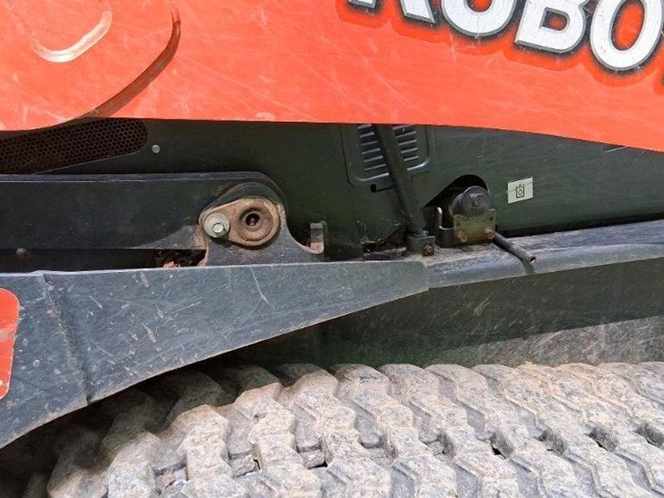 2018-kubota-svl95-2s-image-30