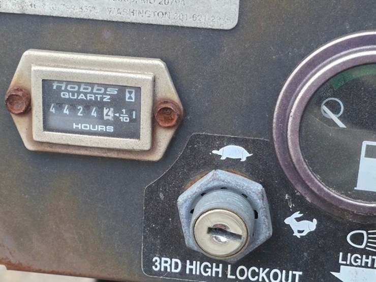 toro-workman-3200-image-23