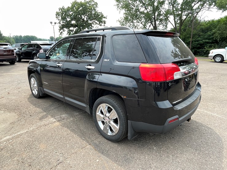 2015-gmc-terrain-slt-image-7