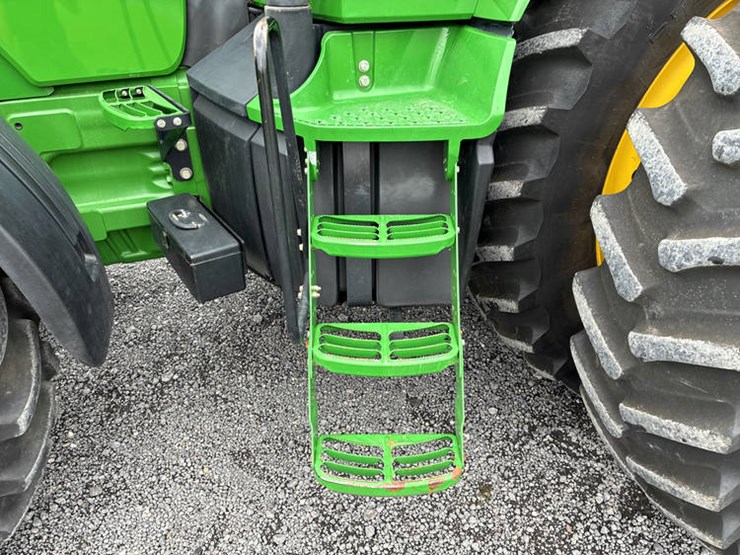 2009-john-deere-8430-image-27