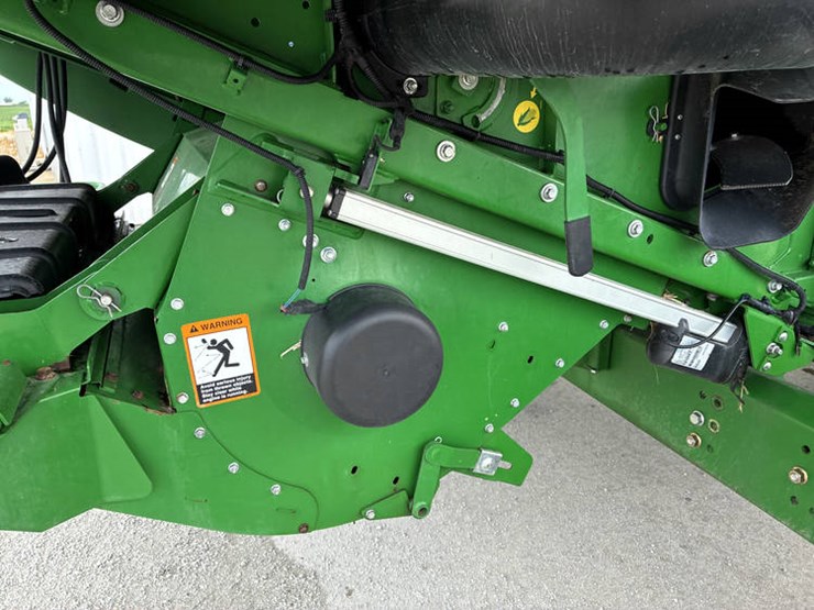 2014-john-deere-s680-image-75