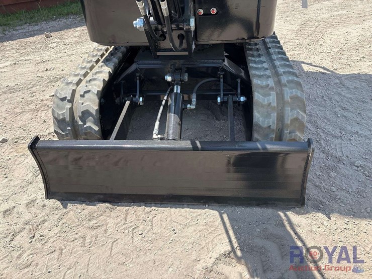 unused-2025-cfg-mh12rx-mini-excavator-image-6