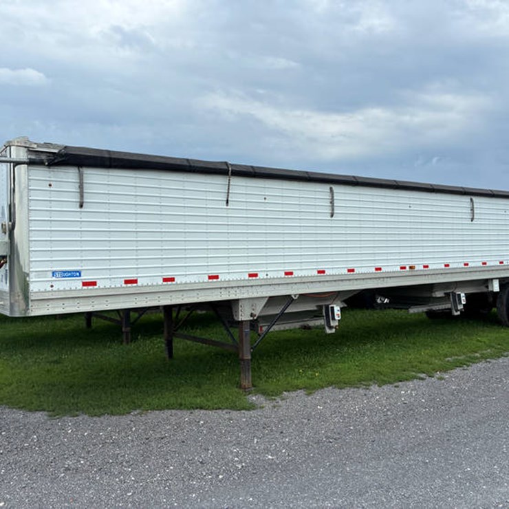2013 STOUGHTON TRAILER
