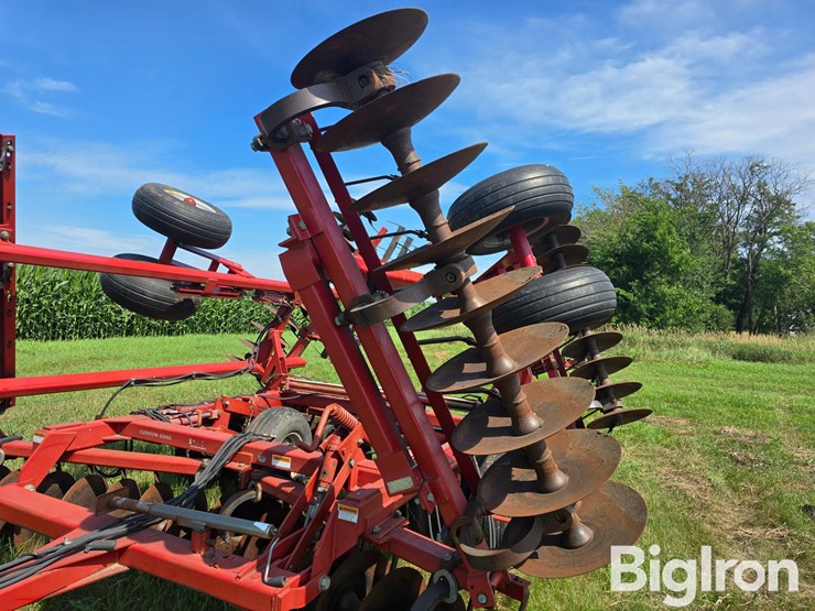 case-ih-3950-image-14