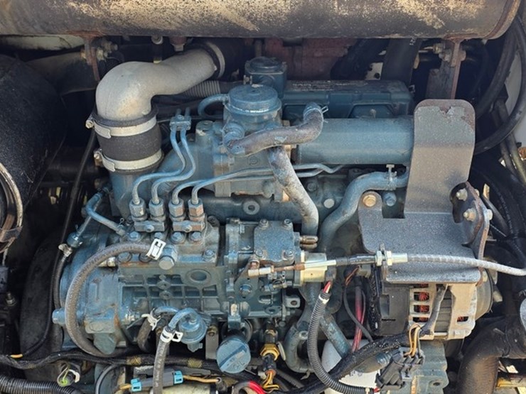2011-bobcat-s630-image-41