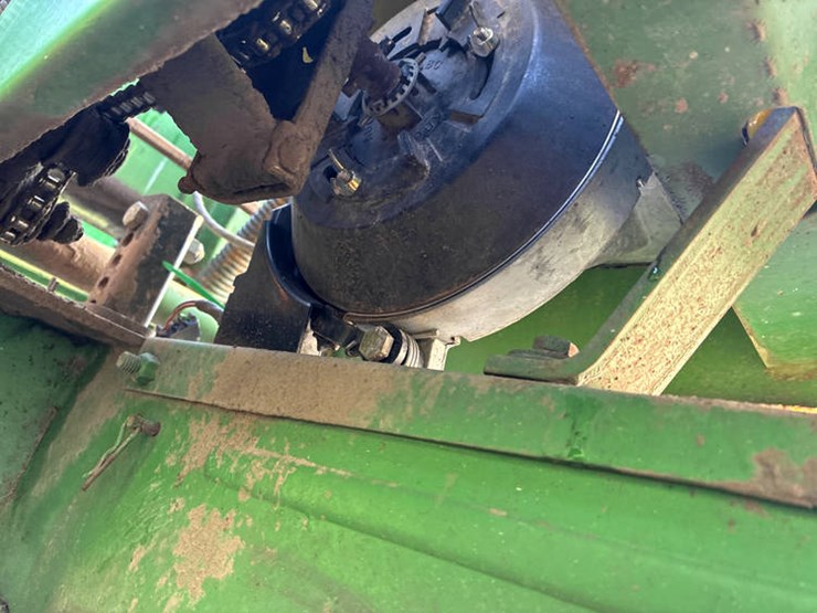john-deere-7000-image-27