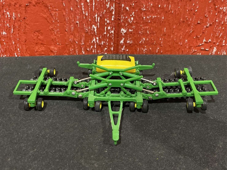 john-deere-64-image-8
