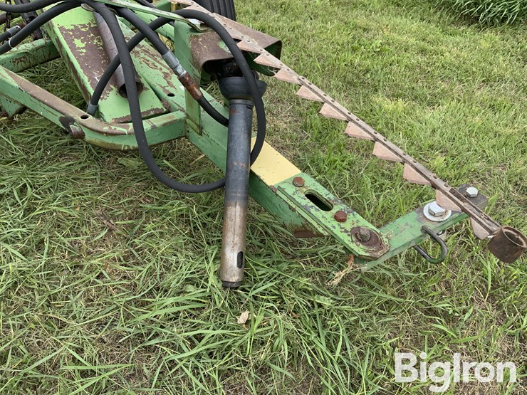 john-deere-450-image-11