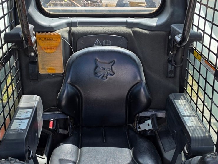 2018-bobcat-t870-image-46