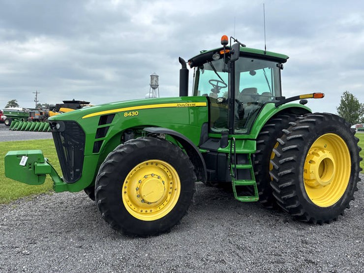 2009-john-deere-8430-image-8