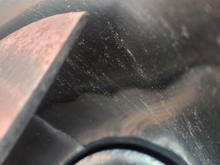 2014-case-ih-8230-image-12