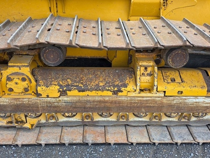 2014-deere-700k-lgp-image-33