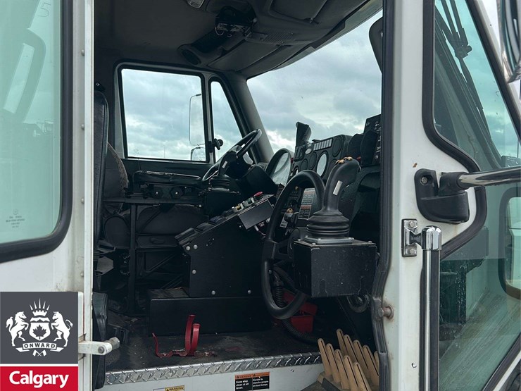 2017-international-workstar-7400-image-24