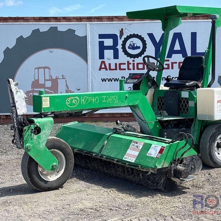 2016 Laymor SM300 Towable Ride-On Rotating Sweeper