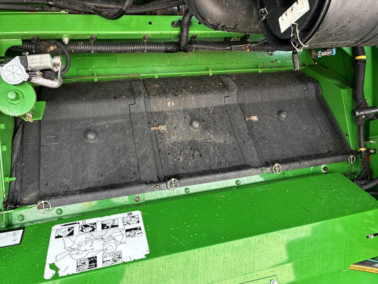 2017-john-deere-s680-image-60