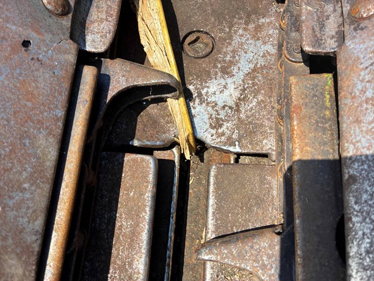 john-deere-444-image-10