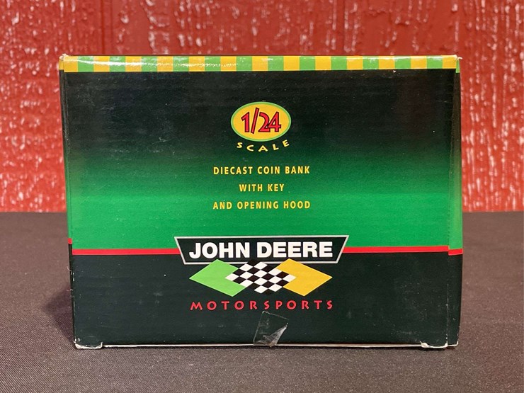 john-deere-24-image-13