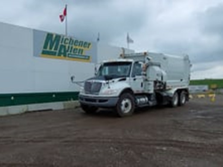 2017-international-workstar-7400-image-32